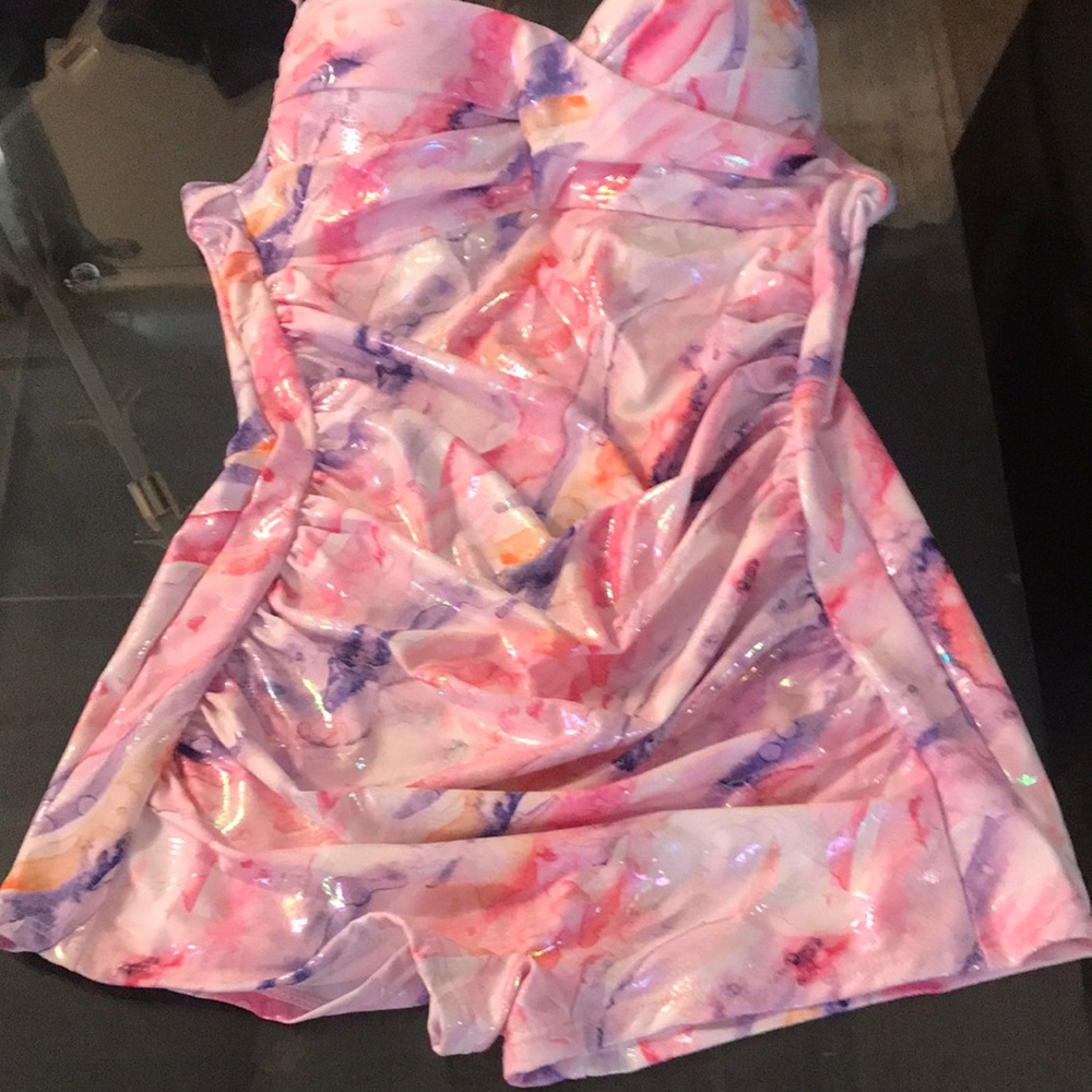 Swimsuit size large beautiful colors new no tags